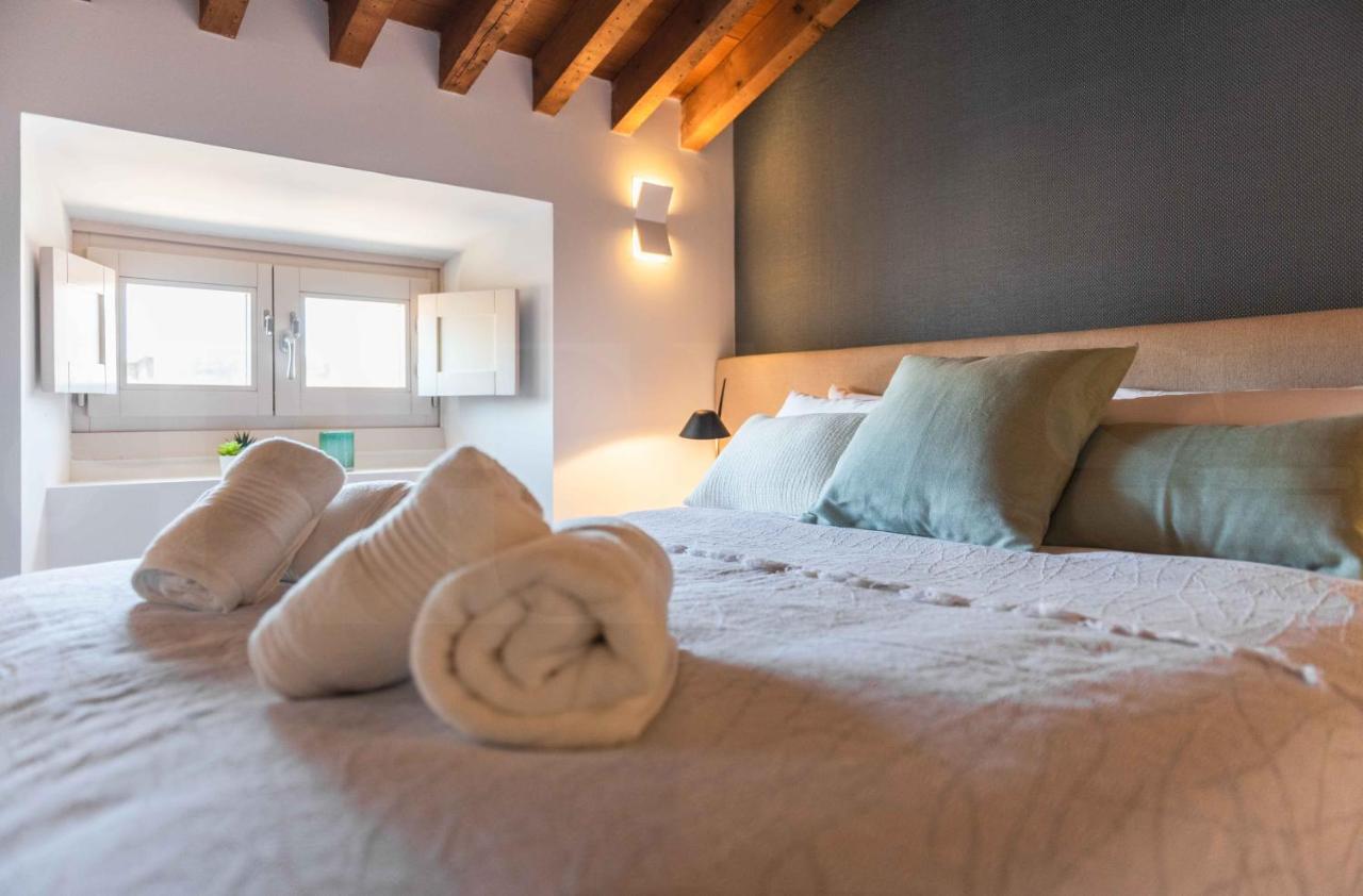 Superb Mediterranean Attic In The Heart Of By Rems Appartement *